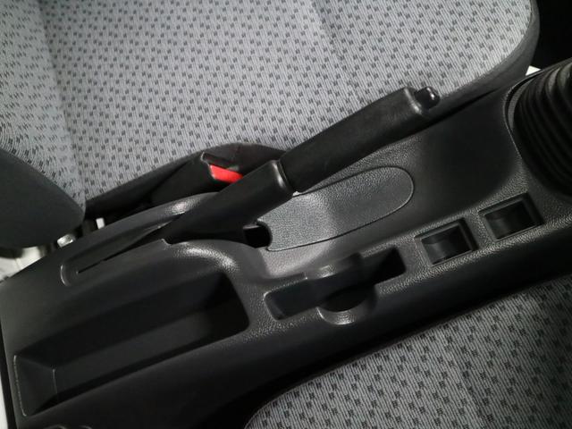 ケーユーカードにご入会（有料）頂くとキーの閉じ込み、バッテリー上がり、万一の事故などのトラブルにも２４時間３６５日サポートのロードサービスをご利用頂け、年２回オイル交換時のオイル代が無料となります♪