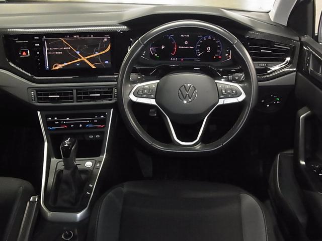 ポロ TSIアクティブ ターボ デジタルコックピットプロ 衝突軽減ブレーキ レーンキープ アダプティブクルーズ パドルシフト ETC2.0 パークアシスト 純正ナビ BTオーディオ スマートキー ワイヤレスチャージング LEDランプ(11枚目)