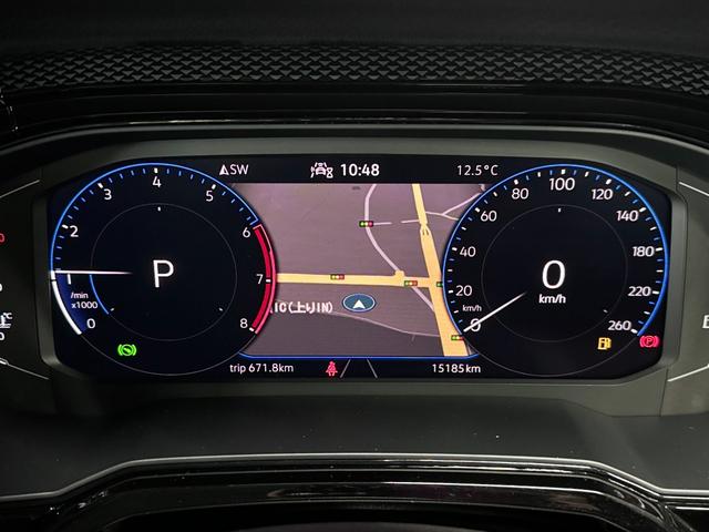 ポロ TSIアクティブ ターボ デジタルコックピットプロ 衝突軽減ブレーキ レーンキープ アダプティブクルーズ パドルシフト ETC2.0 パークアシスト 純正ナビ BTオーディオ スマートキー ワイヤレスチャージング LEDランプ(18枚目)