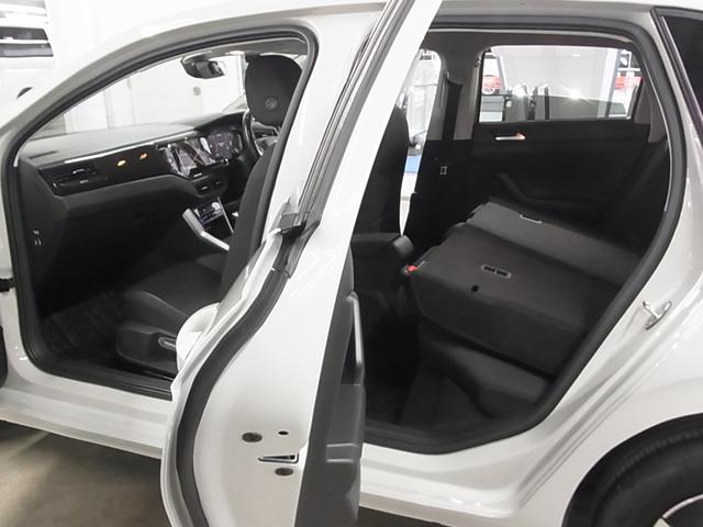 ポロ TSIアクティブ ターボ デジタルコックピットプロ 衝突軽減ブレーキ レーンキープ アダプティブクルーズ パドルシフト ETC2.0 パークアシスト 純正ナビ BTオーディオ スマートキー ワイヤレスチャージング LEDランプ(23枚目)