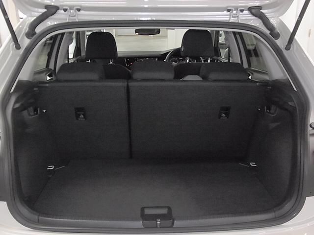 ポロ TSIアクティブ ターボ デジタルコックピットプロ 衝突軽減ブレーキ レーンキープ アダプティブクルーズ パドルシフト ETC2.0 パークアシスト 純正ナビ BTオーディオ スマートキー ワイヤレスチャージング LEDランプ(25枚目)