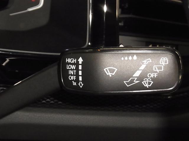ポロ TSIアクティブ ターボ デジタルコックピットプロ 衝突軽減ブレーキ レーンキープ アダプティブクルーズ パドルシフト ETC2.0 パークアシスト 純正ナビ BTオーディオ スマートキー ワイヤレスチャージング LEDランプ(34枚目)
