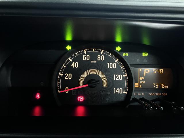 ハイゼットカーゴ デラックス SAIII ハイルーフ スマートアシスト3 誤発進抑制機能 車線逸脱警報 オートハイビーム LEDヘッドランプ 純正ラジオデッキ オーバーヘッドシェルフ アイドリングストップ パワーウインドウ エアコン キーレス スペアキー(34枚目)