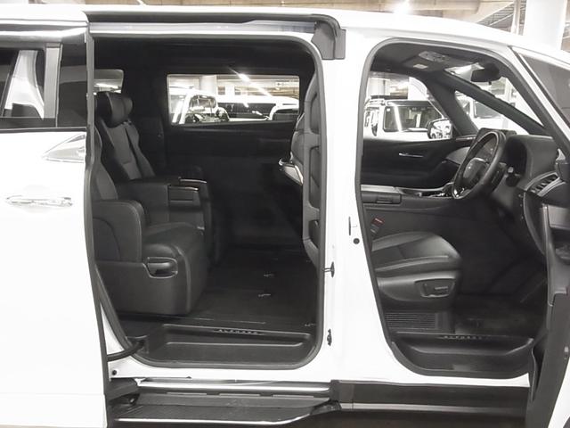 アルファードハイブリッド Z 4WD 1オーナー 左右独立ムーンルーフ デジタルミラー ユニバーサルステップ パノラミックビュー トヨタチームメイト HUD BSM 純正14型ナビ シートベンチレーション ステアヒーター パワーバックドア 両側電動スライド セーフティセンス ETC2.0(22枚目)