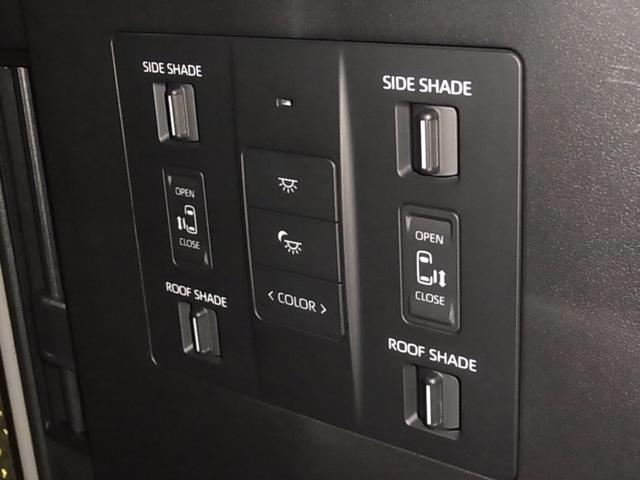 アルファードハイブリッド Z 4WD 1オーナー 左右独立ムーンルーフ デジタルミラー ユニバーサルステップ パノラミックビュー トヨタチームメイト HUD BSM 純正14型ナビ シートベンチレーション ステアヒーター パワーバックドア 両側電動スライド セーフティセンス ETC2.0(42枚目)