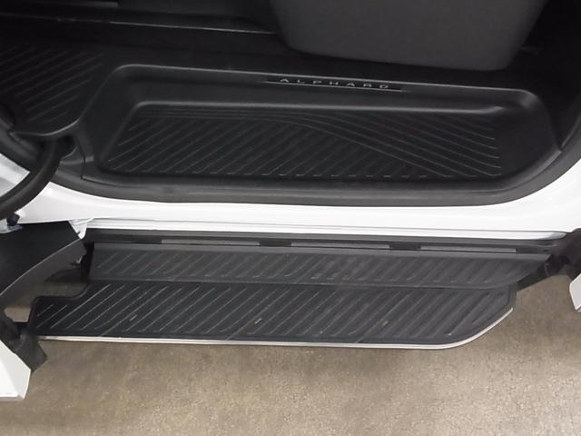 アルファードハイブリッド Z 4WD 1オーナー 左右独立ムーンルーフ デジタルミラー ユニバーサルステップ パノラミックビュー トヨタチームメイト HUD BSM 純正14型ナビ シートベンチレーション ステアヒーター パワーバックドア 両側電動スライド セーフティセンス ETC2.0(52枚目)