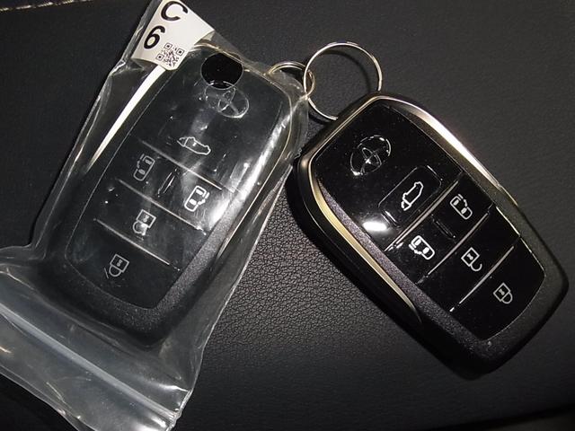 アルファードハイブリッド Z 4WD 1オーナー 左右独立ムーンルーフ デジタルミラー ユニバーサルステップ パノラミックビュー トヨタチームメイト HUD BSM 純正14型ナビ シートベンチレーション ステアヒーター パワーバックドア 両側電動スライド セーフティセンス ETC2.0(53枚目)