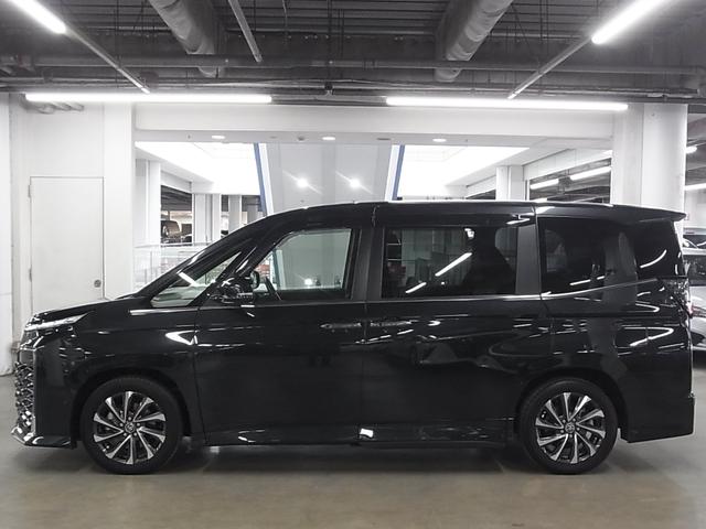 ヴォクシー ハイブリッドS-Z 快適利便パッケージ ユニバーサルステップ パノラミックビュー トヨタチームメイト 後席モニター BSM・PKSB 純正10.5インチDA+&ナビ セーフティセンス ETC2.0 BTオーディオ フルセグ AC100V プロジェクター式LED(10枚目)