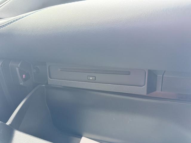 ヴォクシー ハイブリッドS-Z 快適利便パッケージ ユニバーサルステップ パノラミックビュー トヨタチームメイト 後席モニター BSM・PKSB 純正10.5インチDA+&ナビ セーフティセンス ETC2.0 BTオーディオ フルセグ AC100V プロジェクター式LED(37枚目)