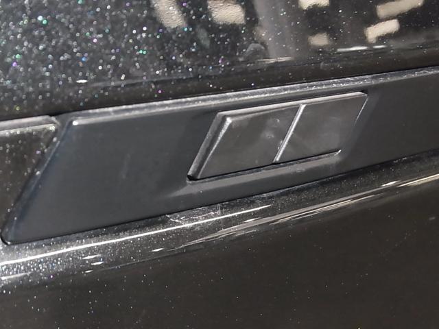 ヴォクシー ハイブリッドS-Z 快適利便パッケージ ユニバーサルステップ パノラミックビュー トヨタチームメイト 後席モニター BSM・PKSB 純正10.5インチDA+&ナビ セーフティセンス ETC2.0 BTオーディオ フルセグ AC100V プロジェクター式LED(43枚目)