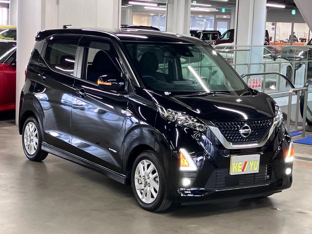 デイズ ハイウェイスター　Ｘ　プロパイロットエディション　アラウンドビューモニター　エマージェンシーブレーキ　車線逸脱警報　プロパイロット　ストラーダナビ　ＢＴオーディオ　フルセグＴＶ　インテリキー　シートアンダートレイ　フロント・バックソナー　ＬＥＤランプ（5枚目）