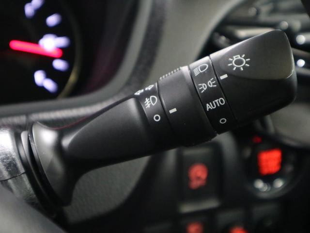 ヴォクシー ZS 煌 TRDフルエアロ アルパイン11インチナビ&後席モニター 両側電動スライド セーフティセンス クルコン ETC バックカメラ BTオーディオ フルセグTV CD・DVD USB 後席テーブル LEDライト 純正16AW(42枚目)