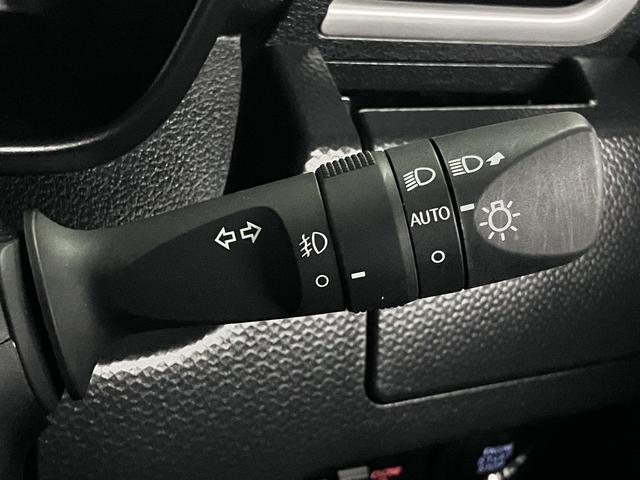 ルーミー カスタムG スマートアシスト 追従クルコン 両側電動スライドドア 純正ナビ バックカメラ BTオーディオ フルセグTV CD・DVD ETC コーナーセンサー オートブレーキホールド 後席サンシェード スマートキー LEDライト 純正14AW(39枚目)