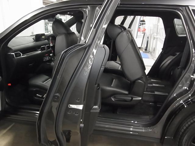 CX-8 25S スポーツアピアランス HUD 360°ビュー BSM レーダークルーズ ETC メモリー付レザーシート ベンチレーション 前後席シート・ステアヒーター パワーバックドア ワイヤレス充電 純正ナビ パーキングセンサー LEDランプ(23枚目)