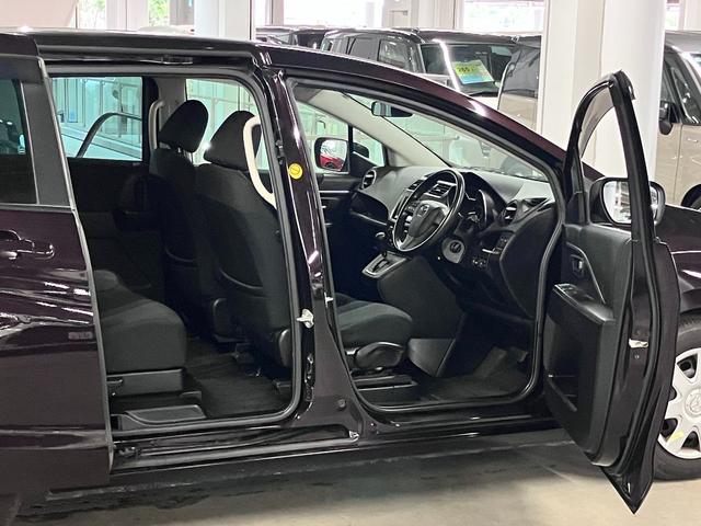 プレマシー ２０Ｃ－スカイアクティブ　両側電動スライドドア　ＥＴＣ　純正ナビ　バックカメラ　ＣＤ・ＤＶＤ　Ｂｌｕｅｔｏｏｔｈオーディオ　フルセグＴＶ　スマートキー　電動格納ドアミラー　オートエアコン　ヘッドライトレベライザー　スペアキー有（12枚目）