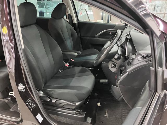 プレマシー ２０Ｃ－スカイアクティブ　両側電動スライドドア　ＥＴＣ　純正ナビ　バックカメラ　ＣＤ・ＤＶＤ　Ｂｌｕｅｔｏｏｔｈオーディオ　フルセグＴＶ　スマートキー　電動格納ドアミラー　オートエアコン　ヘッドライトレベライザー　スペアキー有（13枚目）