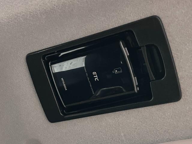 プレマシー ２０Ｃ－スカイアクティブ　両側電動スライドドア　ＥＴＣ　純正ナビ　バックカメラ　ＣＤ・ＤＶＤ　Ｂｌｕｅｔｏｏｔｈオーディオ　フルセグＴＶ　スマートキー　電動格納ドアミラー　オートエアコン　ヘッドライトレベライザー　スペアキー有（34枚目）