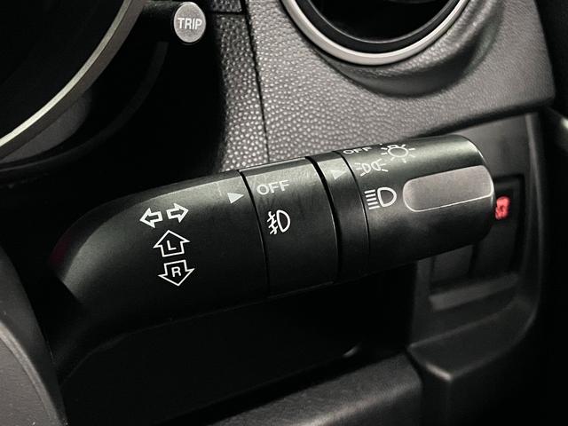 プレマシー ２０Ｃ－スカイアクティブ　両側電動スライドドア　ＥＴＣ　純正ナビ　バックカメラ　ＣＤ・ＤＶＤ　Ｂｌｕｅｔｏｏｔｈオーディオ　フルセグＴＶ　スマートキー　電動格納ドアミラー　オートエアコン　ヘッドライトレベライザー　スペアキー有（37枚目）