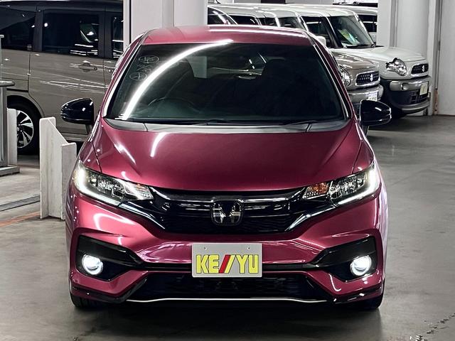 フィットハイブリッド S ホンダセンシング 寒冷地仕様 無限マフラー 衝突軽減ブレーキ 車線逸脱警報 アダプティブクルーズ パドルシフト ETC 純正ナビ バックカメラ BTオーディオ フルセグ スマートキー オートリトラミラー LEDランプ(6枚目)