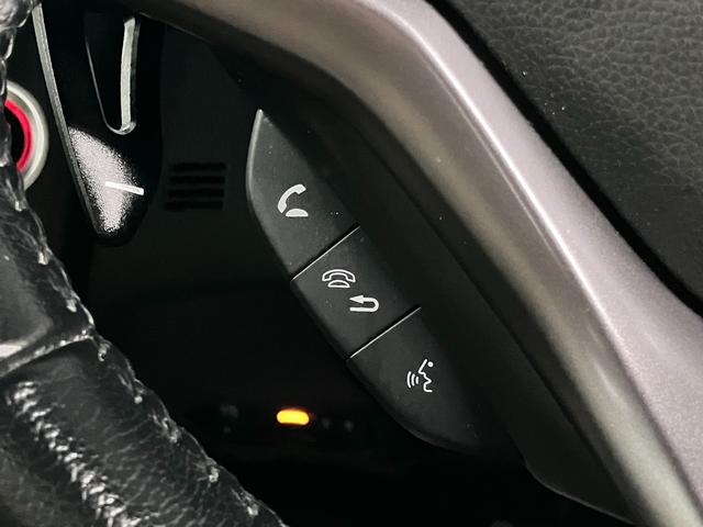 フィットハイブリッド S ホンダセンシング 寒冷地仕様 無限マフラー 衝突軽減ブレーキ 車線逸脱警報 アダプティブクルーズ パドルシフト ETC 純正ナビ バックカメラ BTオーディオ フルセグ スマートキー オートリトラミラー LEDランプ(39枚目)