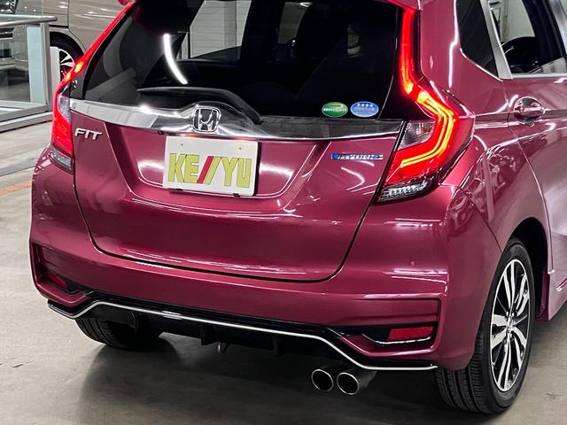 フィットハイブリッド S ホンダセンシング 寒冷地仕様 無限マフラー 衝突軽減ブレーキ 車線逸脱警報 アダプティブクルーズ パドルシフト ETC 純正ナビ バックカメラ BTオーディオ フルセグ スマートキー オートリトラミラー LEDランプ(48枚目)