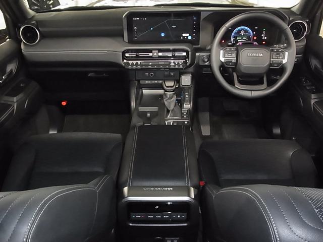 ランドクルーザー250 VX 4WD ムーンルーフ デジタルミラー パノラミックビュー BSM・PKSB 純正12.3型ナビ 本革シート ベンチレーション ステアヒーター セーフティセンス ETC2.0 パワーバックドア BTオーディオ(4枚目)
