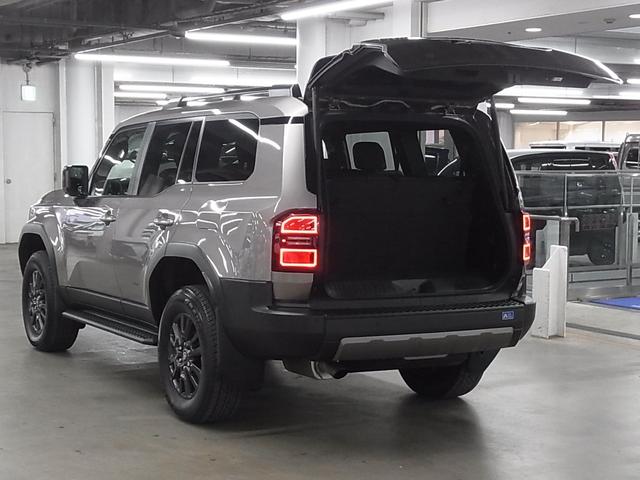ランドクルーザー250 VX 4WD ムーンルーフ デジタルミラー パノラミックビュー BSM・PKSB 純正12.3型ナビ 本革シート ベンチレーション ステアヒーター セーフティセンス ETC2.0 パワーバックドア BTオーディオ(26枚目)