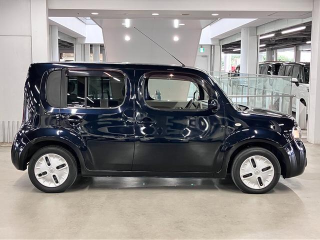 キューブ 15X ETC 純正ナビ CD・DVD Bluetoothオーディオ フルセグTV ミュージックサーバー インテリキー 電動格納ドアミラー アイドリングストップ ヘッドライトレベライザー マニュアルエアコン(9枚目)