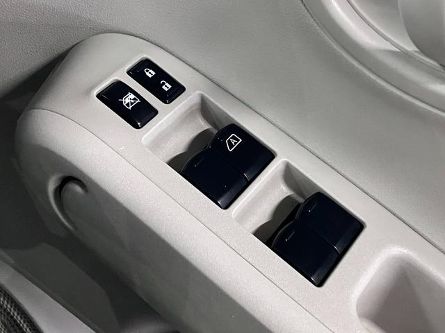 キューブ 15X ETC 純正ナビ CD・DVD Bluetoothオーディオ フルセグTV ミュージックサーバー インテリキー 電動格納ドアミラー アイドリングストップ ヘッドライトレベライザー マニュアルエアコン(34枚目)