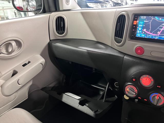 キューブ 15X ETC 純正ナビ CD・DVD Bluetoothオーディオ フルセグTV ミュージックサーバー インテリキー 電動格納ドアミラー アイドリングストップ ヘッドライトレベライザー マニュアルエアコン(35枚目)