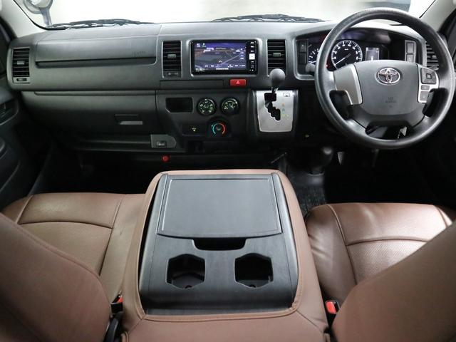 ハイエースバン DX ワンオーナー ディーゼルターボ トヨタセーフティセンス ETC2.0 片側スライドドア 純正ナビ バックカメラ CD・DVD Bluetoothオーディオ フルセグ キーレスエントリー AC100V パーキングセンサー LEDランプ(4枚目)