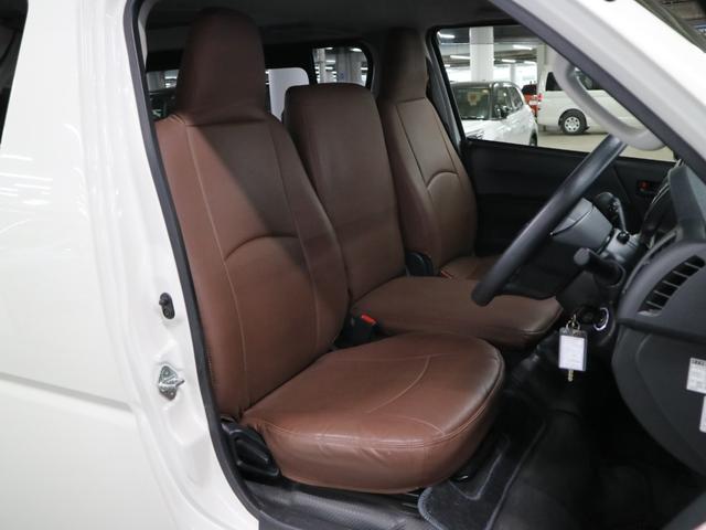 ハイエースバン DX ワンオーナー ディーゼルターボ トヨタセーフティセンス ETC2.0 片側スライドドア 純正ナビ バックカメラ CD・DVD Bluetoothオーディオ フルセグ キーレスエントリー AC100V パーキングセンサー LEDランプ(13枚目)