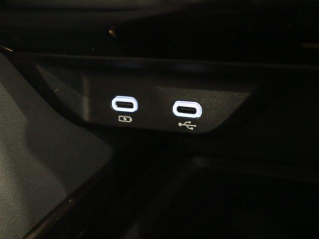 ヴェルファイアハイブリッド Zプレミア 1オーナー デジタルミラー 左右独立ムーンルーフ パノラミックビュー 後席モニター トヨタチームメイト BSM HUD 純正14型ナビ 本革シート 前後席ベンチレーション セーフティセンス ETC2.0 パワーバックドア 両側電動スライド 三眼LED(40枚目)