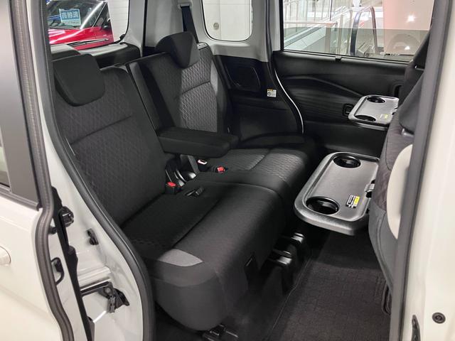 デリカD:2 カスタムハイブリッドMV 全方位モニター付メーカー9型ナビ HUD 衝突軽減ブレーキ 車線逸脱警報 パーキングセンサー アダプティブクルーズ ETC2.0 シートヒーター 両側電動スライド スリムサーキュレーター LEDランプ(14枚目)