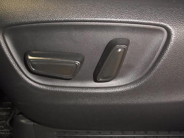 アルファードハイブリッド Z 左右独立ムーンルーフ トヨタチームメイト デジタルミラー パノラミックビュー 後席モニター BSM・PKSB HUD 純正14型ナビ 前後席ベンチレーション ステアヒーター セーフティセンス ETC2.0 パワーバックドア 両側パワースライド(45枚目)