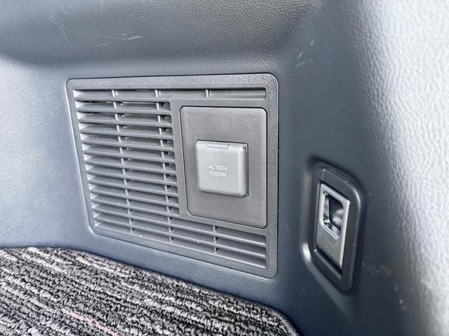 アルファードハイブリッド Z 左右独立ムーンルーフ トヨタチームメイト デジタルミラー パノラミックビュー 後席モニター BSM・PKSB HUD 純正14型ナビ 前後席ベンチレーション ステアヒーター セーフティセンス ETC2.0 パワーバックドア 両側パワースライド(51枚目)