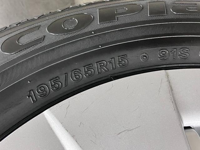 プリウス S 寒冷地仕様 ETC 純正ナビ CD・DVD再生 Bluetoothオーディオ TV スマートキー 電動格納ドアミラー オートエアコン 横滑り防止装置 ヘッドライトレベライザー 純正15AW スペアキー(42枚目)