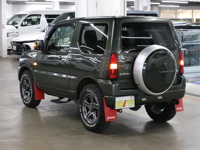 ジムニー ランドベンチャー 4WD ターボ 5MT HKSマフラー サイドステップ ツイーター シートヒーター カロッツェリアナビ Bluetoothオーディオ フルセグTV CD・DVD ETC 純正16AW ミラーヒーター スペアキー・記録簿有(8枚目)
