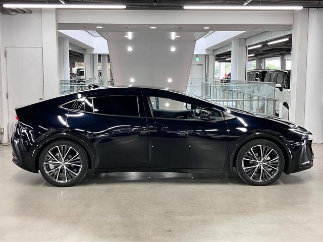 プリウス Z 寒冷地仕様 パノラマルーフ デジタルミラー パノラミックビュー BSM・PKSB トヨタチームメイト 純正12.3インチディスプレイ&ナビ シートベンチレーション セーフティセンス ETC2.0 パワーバックドア(9枚目)