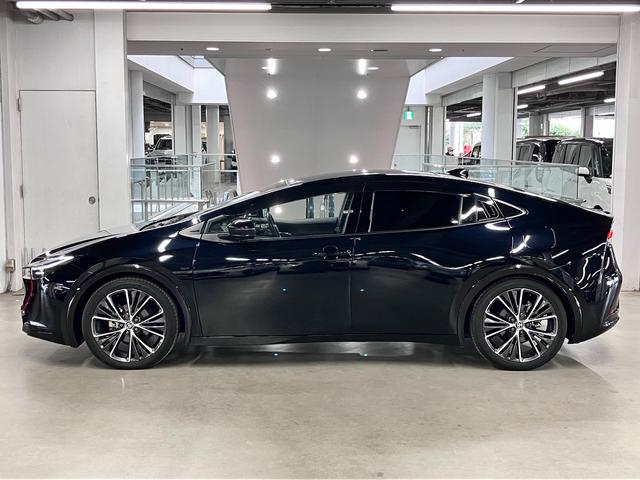 プリウス Z 寒冷地仕様 パノラマルーフ デジタルミラー パノラミックビュー BSM・PKSB トヨタチームメイト 純正12.3インチディスプレイ&ナビ シートベンチレーション セーフティセンス ETC2.0 パワーバックドア(10枚目)