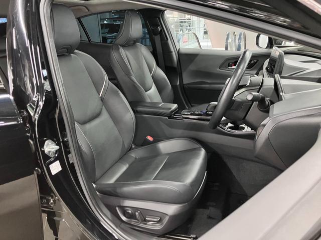 プリウス Z 寒冷地仕様 パノラマルーフ デジタルミラー パノラミックビュー BSM・PKSB トヨタチームメイト 純正12.3インチディスプレイ&ナビ シートベンチレーション セーフティセンス ETC2.0 パワーバックドア(13枚目)