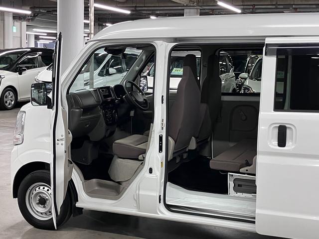 エブリイ PC ハイルーフ デュアルカメラブレーキサポート 車線逸脱警報 ハイビームアシスト リアパーキングセンサー 両側スライドドア AM・FMラジオ キーレスエントリー オーバーヘッドシェルフ ヘッドライトレベライザー(22枚目)