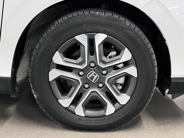 フリードハイブリッド ハイブリッド・クロスターホンダセンシング 衝突軽減ブレーキ 車線逸脱警報 アダプティブクルーズ ETC 純正9インチナビ 両側パワースライド バックカメラ BTオーディオ フルセグTV USB スマートキー オートリトラミラー LEDランプ(48枚目)