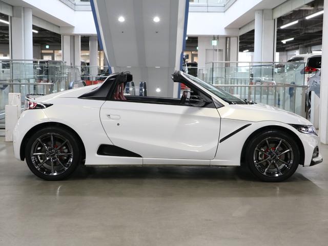 車両は低走行・高品質車を厳選して展示しております！店頭にない車種や他店舗の在庫車両も一部車両を除きお取り寄せ陸送費は頂いておりません！お客様にぴったりの１台をご提案させていただきます！！