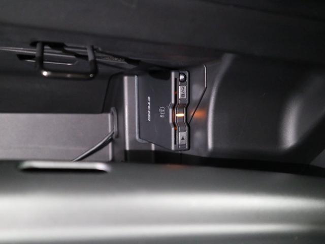 純正オプションはもちろん、社外のナビやフリップダウンモニター、ドライブレコーダー、ＥＴＣ等、お客様のご希望のオプション取付も可能♪お客様による商品持込み、取付のみの対応もしております♪