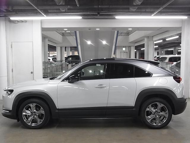 MX-30 インダストリアルクラシック 衝突軽減ブレーキ 車線逸脱警報 BSM HUD レーダークルーズ パドルシフト ETC2.0 シート・ステアヒーター 純正ナビ バックカメラ BTオーディオ フルセグ パーキングセンサー LEDランプ(10枚目)