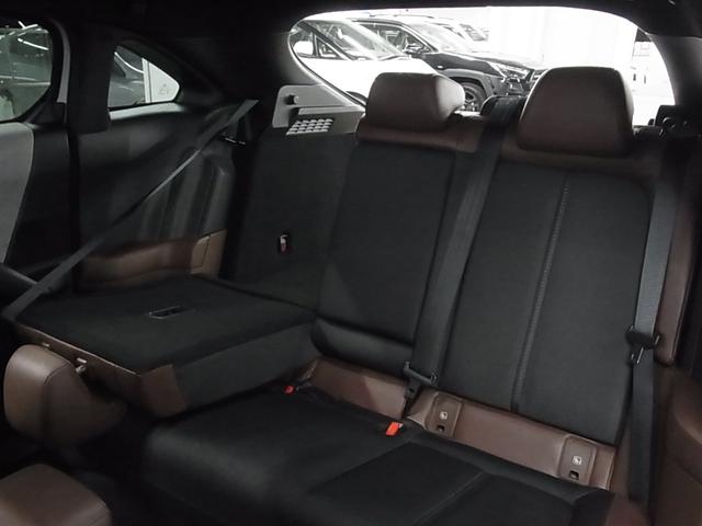 MX-30 インダストリアルクラシック 衝突軽減ブレーキ 車線逸脱警報 BSM HUD レーダークルーズ パドルシフト ETC2.0 シート・ステアヒーター 純正ナビ バックカメラ BTオーディオ フルセグ パーキングセンサー LEDランプ(25枚目)