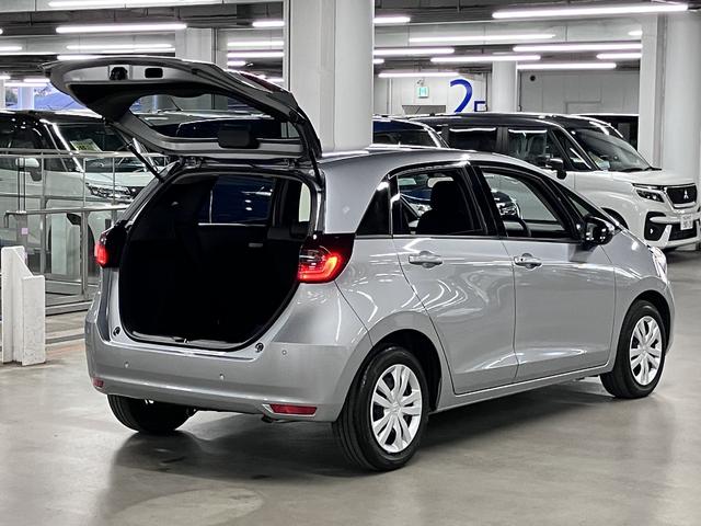 毎日新規物件入庫！３０００台の高品質車をぜひとも、ご自身の目で直接ご覧になってご実感下さい♪国内最大級の展示場で納得の一台を一緒に見つけましょう☆