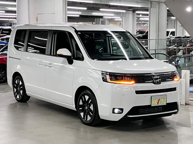 東名高速道路　東名横浜ＩＣ降りて、１６号八王子方面に進むと、交差点名【東名入口】角に大きな店舗が見えます。立体駐車場型で雨でも安心♪１６号に面しておりますのでとても目立つ場所にございます！！