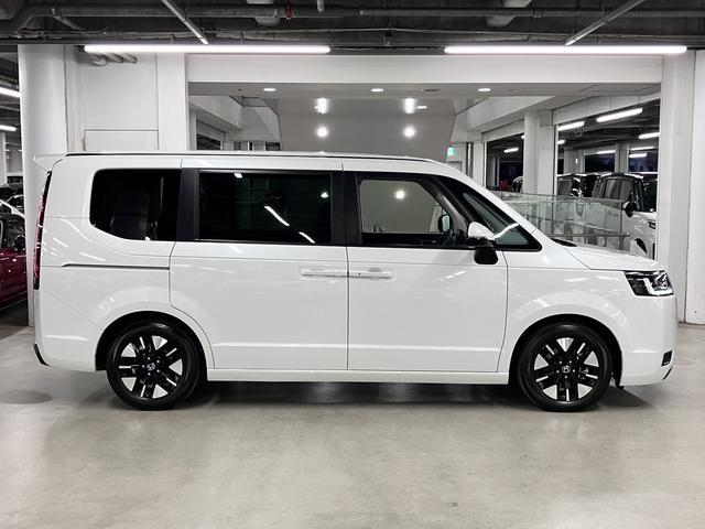 車両は低走行・高品質車を厳選して展示しております！店頭にない車種や他店舗の在庫車両も一部車両を除きお取り寄せ陸送費は頂いておりません！お客様にぴったりの１台をご提案させていただきます！！